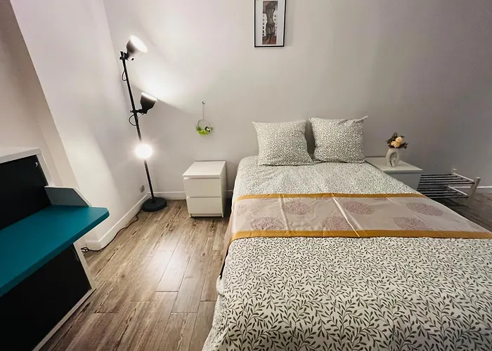 Апартаменты Flat 5 Mins Tour Eiffel Et Champ De Mars